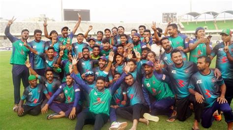 Dhaka Premier Division Cricket League Live Score .